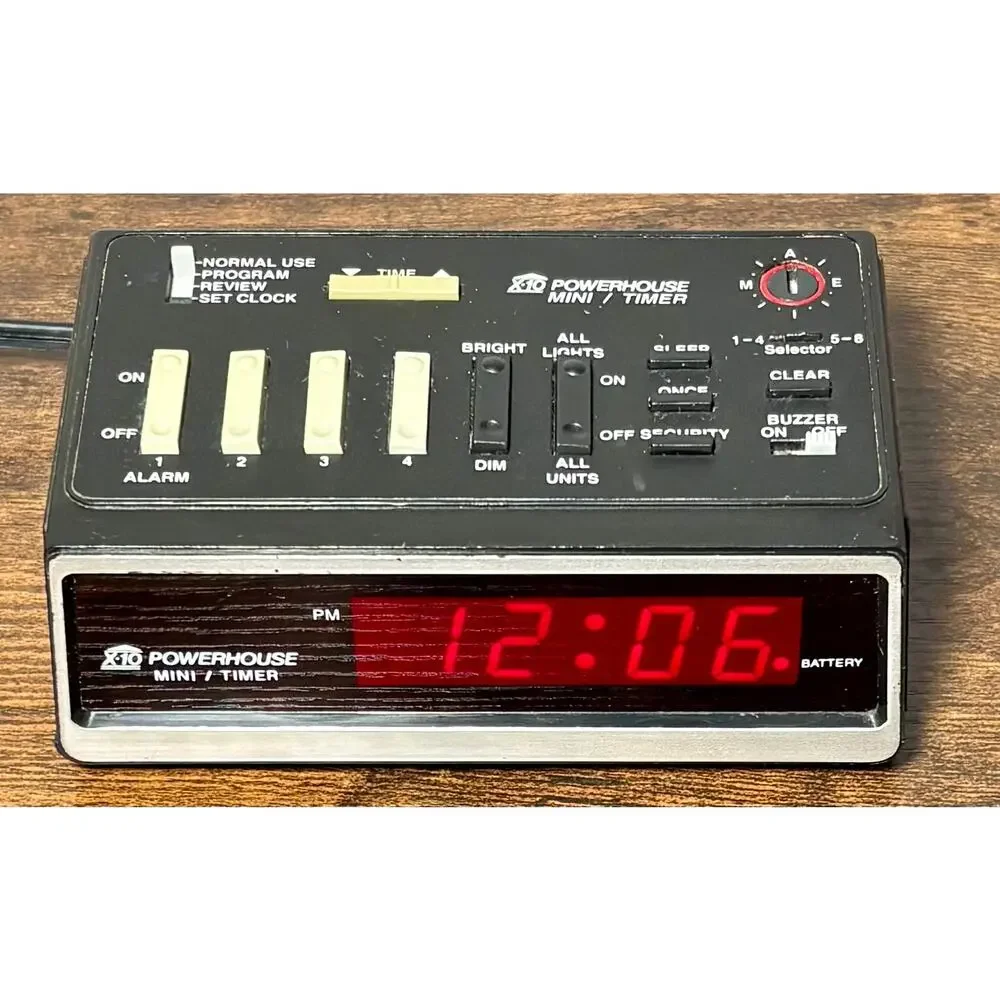 Powerhouse Mini Woodgrain Timer Alarm Clock X-10 Model MT522 ** Tested and Works